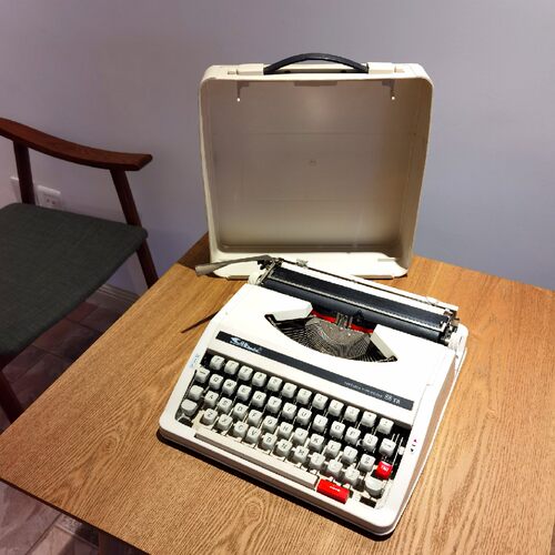 老式打字机飞鱼1980S白色英文机械正常使用复古文艺礼物中古旧物 - 图2