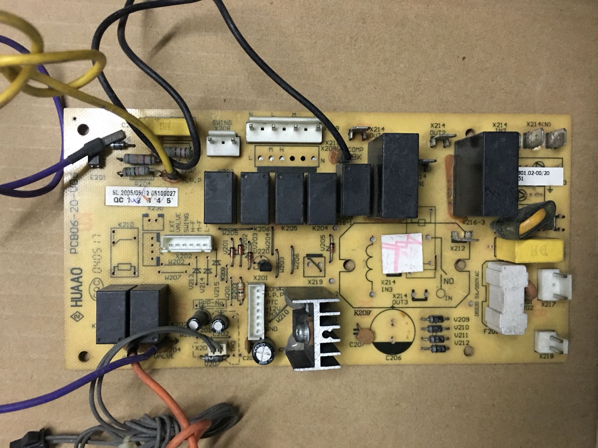 PCB06-20-V06适合科龙KLK-0801海信空调电脑控制主板1409251 - 图1