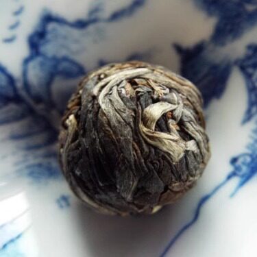 世遗名山 景迈安胆 古树龙珠茶八年陈景迈古茶山古树茶普洱茶茶叶 - 图0
