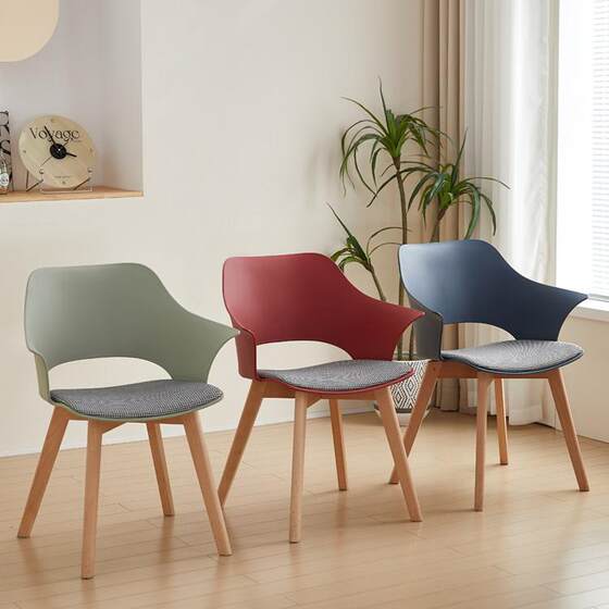 Plastic Nordic Solid Wood Armchair Dining Chair