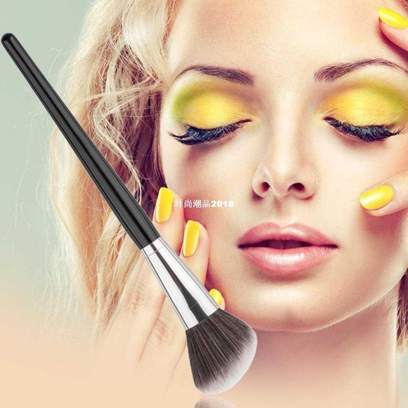 1Pcs Angled Bronzer Brush Synthetic Face Contour Blush Found - 图0