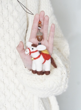 原创手作毛毡小马“马上有钱”马年新年毛衣链项链新年闺蜜礼物