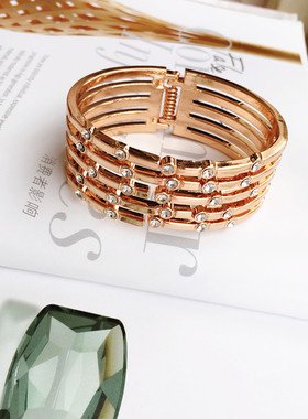 青岛日韩风奢华宝石金手镯饰品