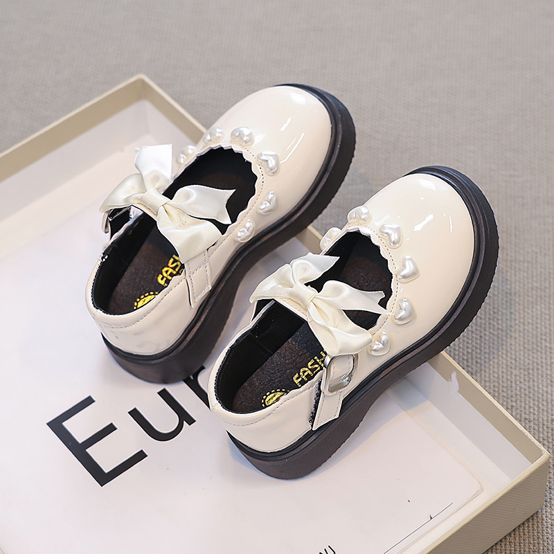 女孩洛丽塔百搭鞋2026新款珍珠蝴蝶结公主鞋女童小皮鞋小众不撞款,淘宝优惠券,粉丝福利购,淘宝优惠卷