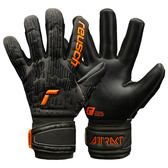 Reusch goalkeeper gloves world cup player endorsement