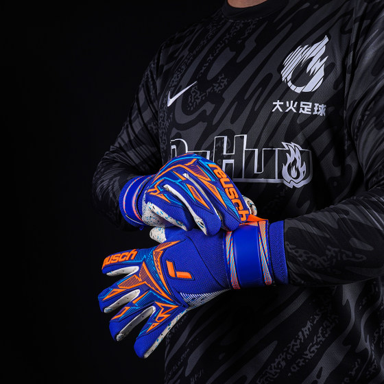 Blaze Football Show Top with Sticky Game Gloves