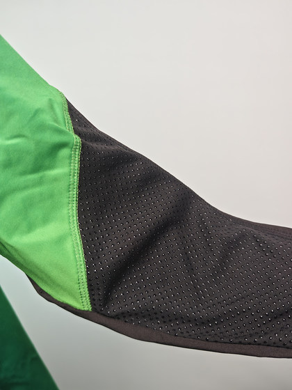 Saker professional goalkeeper long sleeves with elbow pads