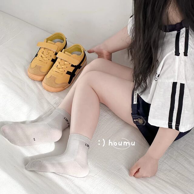 ຖົງຕີນເດັກນ້ອຍພາກຮຽນ spring ແລະ summer breathable ຮູບແບບບາງໆເດັກຊາຍແລະເດັກຍິງເດັກນ້ອຍສະບັບພາສາເກົາຫຼີ Ins Trendy Socks Versatile Letter Student Mesh Socks