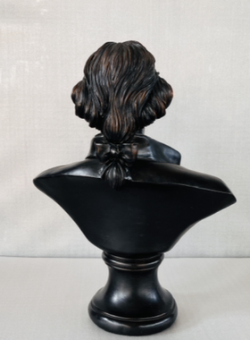 罗斯福人物造型摆件