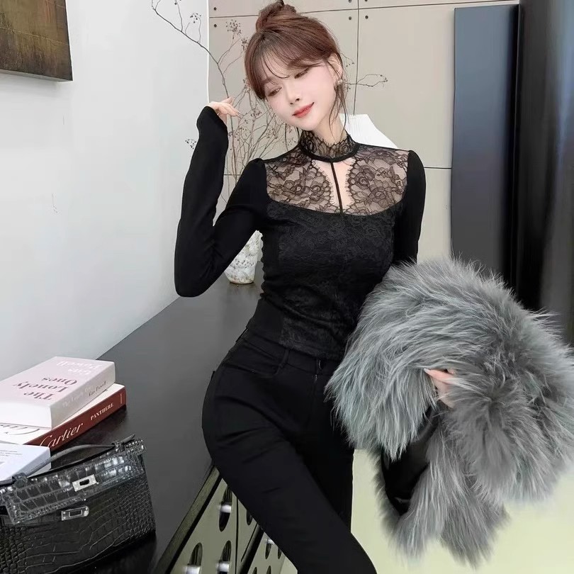 卡卡女装官方旗舰店正品韩版修身挂脖镂空蕾丝拼接上衣百搭打底衫 - 图1