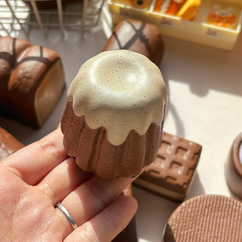 新品现货木吉食玩慢回弹捏捏梦龙派可露丽小饼干湿软油润squishy - 图3