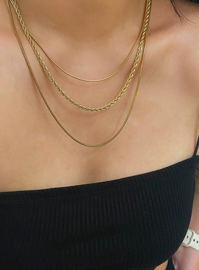 欧美ins博主同款 街拍性感三层麻花蛇骨钛钢电镀18K金高保色项链