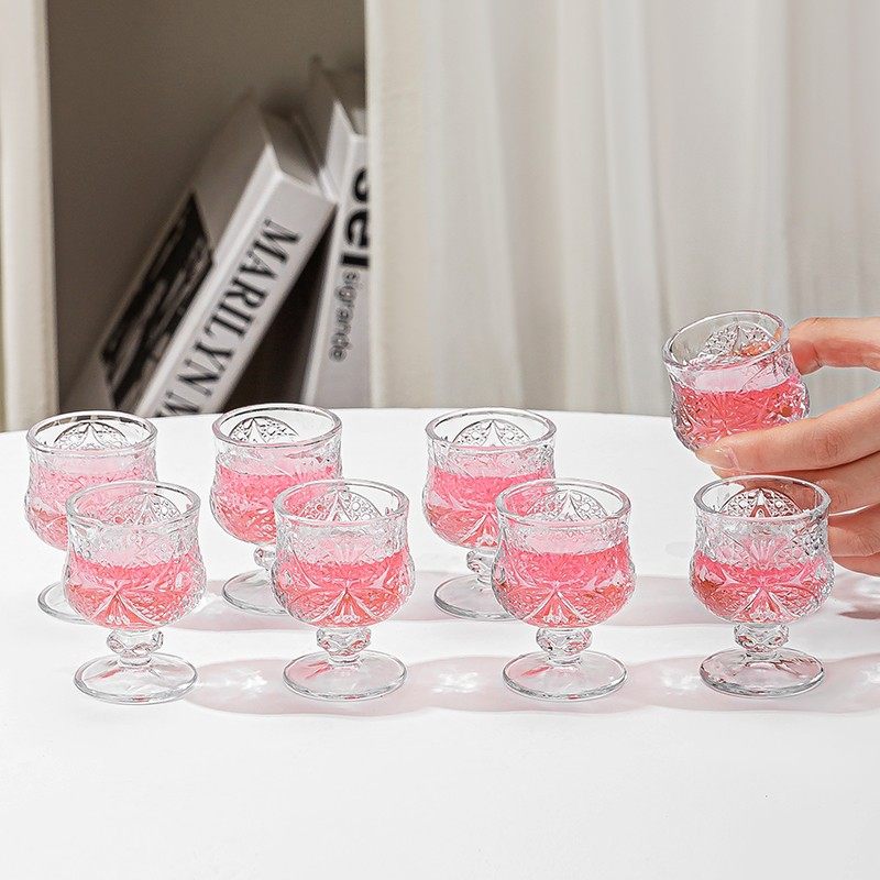 创意复古刻花玻璃杯迷你果酒杯精致高脚甜酒杯高颜值小酒杯一口杯,淘宝优惠券,粉丝福利购,淘宝优惠卷