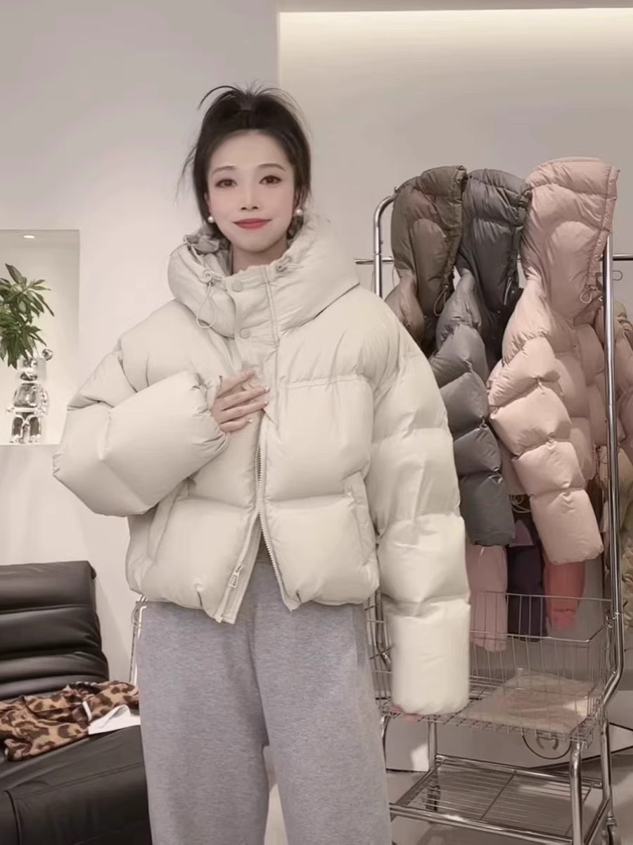 反季2023冬季新款爆款羽绒服女短款韩版连帽白鸭绒加厚小个子外套
