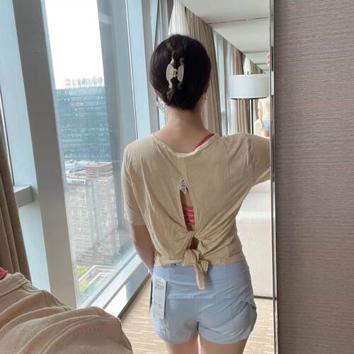 lululemon lightweight open back yoga T-shirt 宽松系带短袖 - 图2
