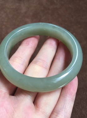 天然和田玉老料翠青色晴水色扁条手镯女玉镯子带证书