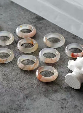 天然玛瑙戒指南红款飘花戒圈