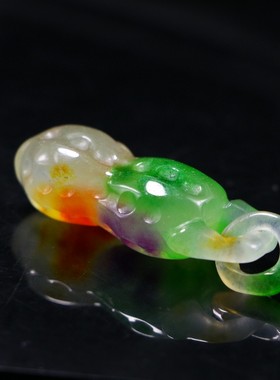 天然春彩翡翠花生长寿果玉石