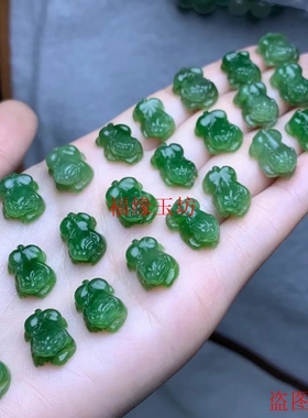 和田玉碧玉小貔貅菠菜绿