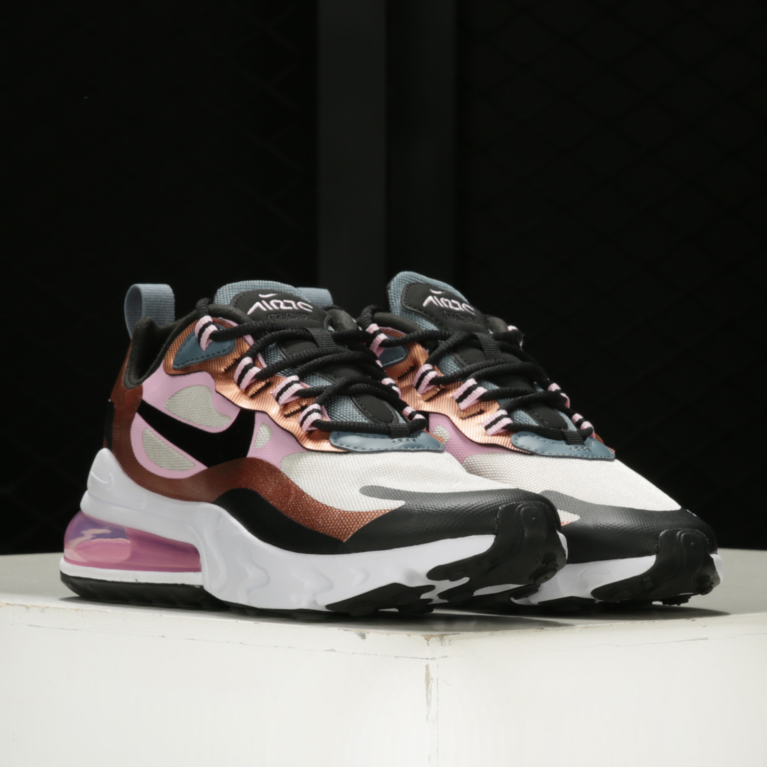 Nike/耐克正品 NIKE AIR MAX 270 REACT男女运动健步跑步鞋CT1833-图2