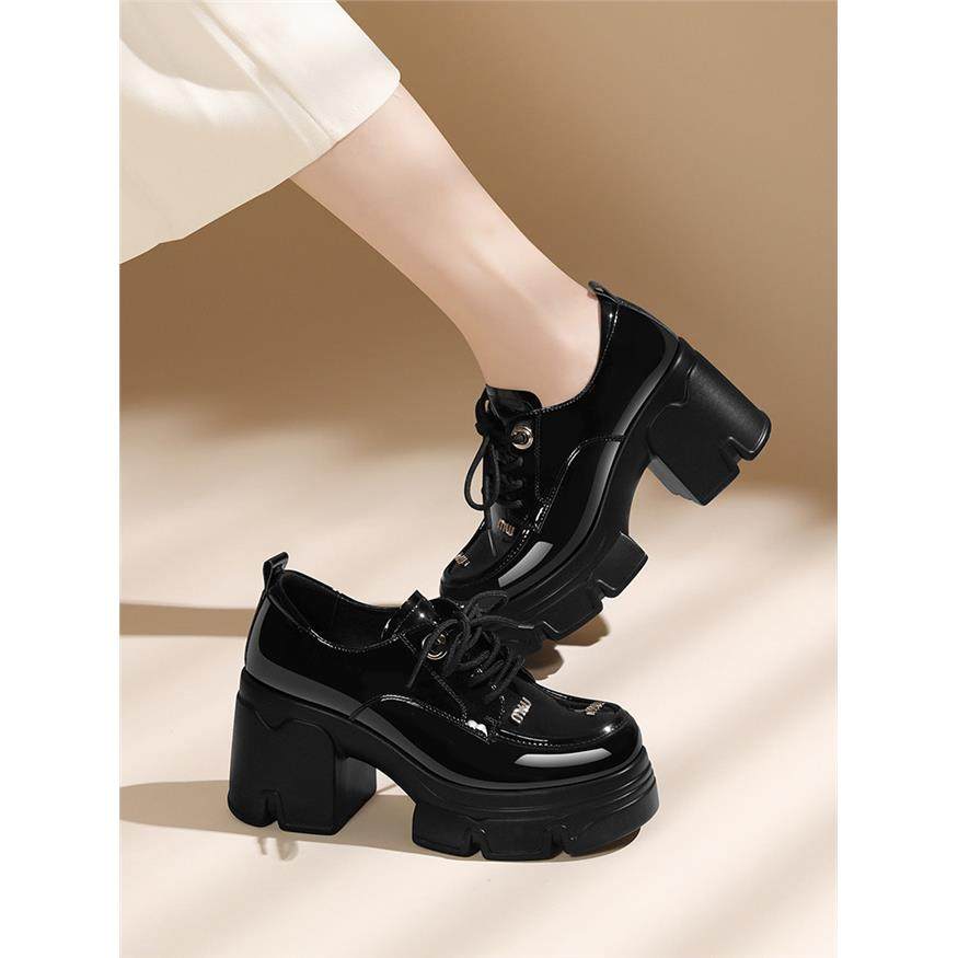 黑色漆皮女士鞋2025夏季街头厚底增高系带平底鞋英式风格大脚趾专,淘宝优惠券,粉丝福利购,淘宝优惠卷