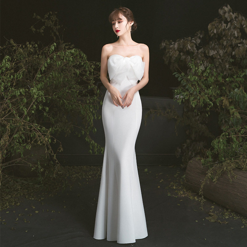 一半盛装2023白色晚礼服女高级优雅小众气质抹胸名媛年会鱼尾长裙