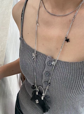 时尚小众设计感包包吊坠项链独特设计感皮质小众创意毛衣链新款