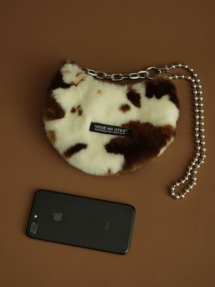 HIDDENNOTES/原创 奶牛纹毛绒腋下包 2用辣妹手机包 月亮型链条包,淘宝优惠券,粉丝福利购,淘宝优惠卷