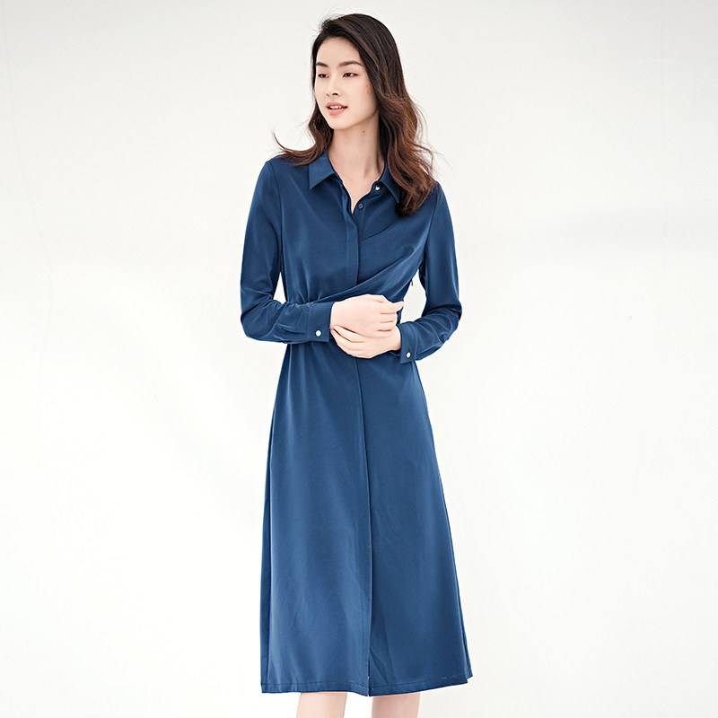 精准朔腰身蓝色秋冬配大衣连衣裙 iumi连衣裙