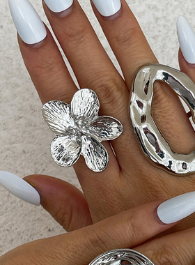 几何五叶花朵戒指女 2025冬季时尚个性小众设计网红ins指环饰品