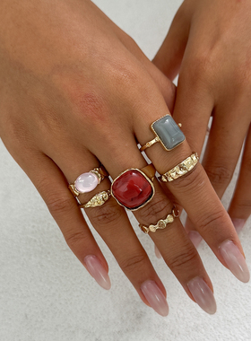 多件套镶嵌宝石戒指套装 2026夏季轻奢时尚百搭网红气质指环组合