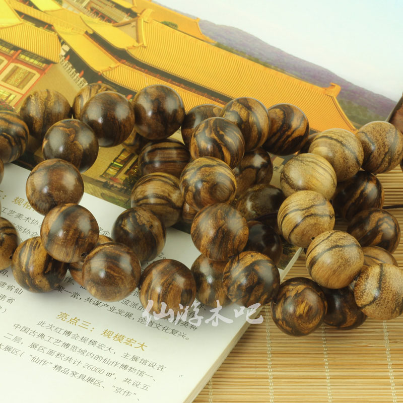 20 情侣款精工小孔厂家直销 25mm 印尼花奇楠手串 沉香木虎斑纹佛珠 20 情侣款精工小孔厂家直销 25mm 印尼花奇楠手串 沉香木虎斑纹佛珠