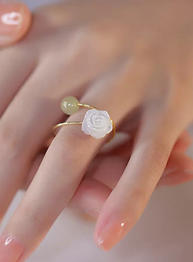 玫瑰花和田玉戒指女小众设计白蝶贝母复古风食指开口尾戒高级感