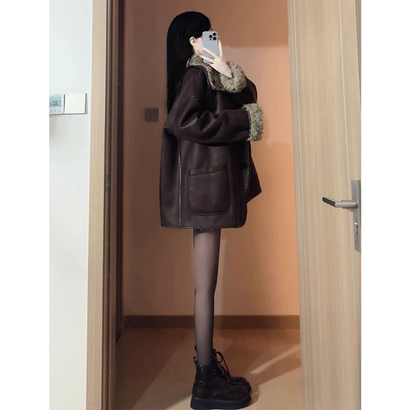 美拉德复古两面穿毛毛外套超好看机车夹克皮毛一体外套女冬季新款,淘宝优惠券,粉丝福利购,淘宝优惠卷