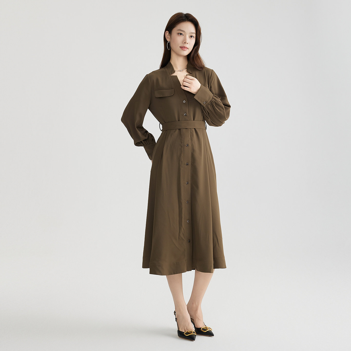 谷邦复古衬衫连衣裙女2025秋季新款V领气质通勤休闲中长雪纺裙子,淘宝优惠券,粉丝福利购,淘宝优惠卷