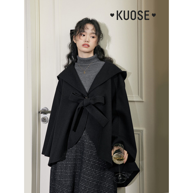 Short bow cloak wide-colored woolen