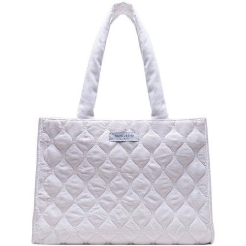 Небольшая дизайнерская большая сумка на одно плечо