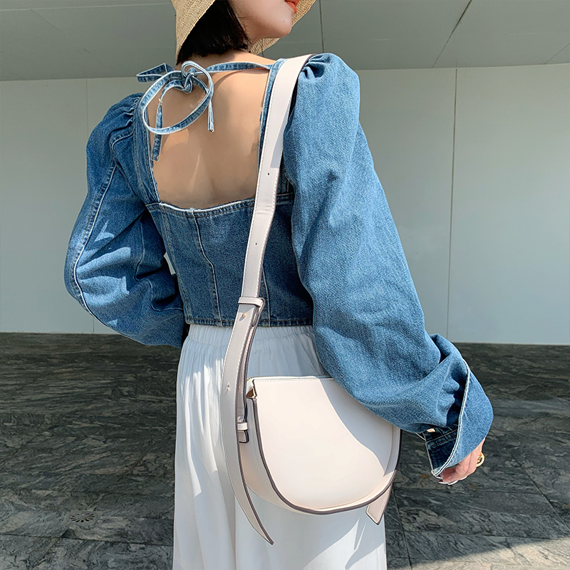 小众设计包馆韩剧梨泰院CLASS金多美赵伊瑞同款包车静媛INS宽肩带U形半圆包1