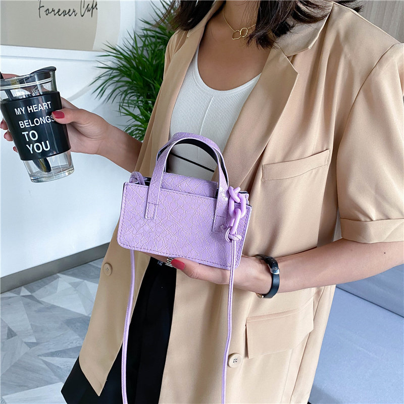 2020新款复古字母纯色质感波士顿包 莱媚女士包袋