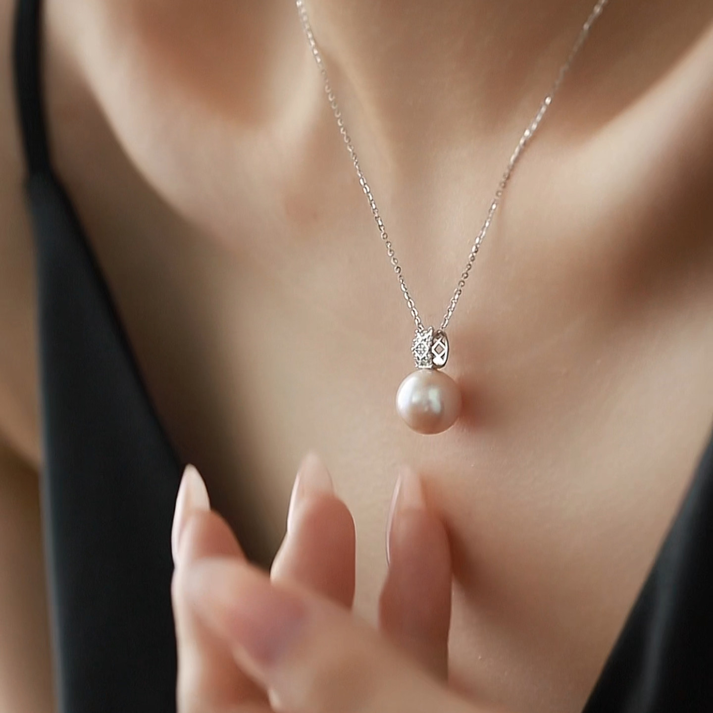 【伴星】天然淡水珍珠吊坠女款 经典正圆强光爱迪生轻奢项链颈链,淘宝优惠券,粉丝福利购,淘宝优惠卷