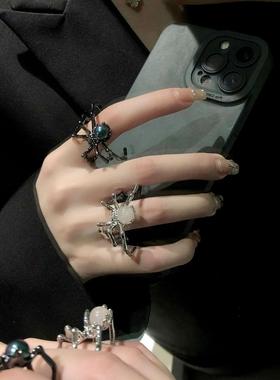 蜘蛛暗黑朋克戒指ins小众设计感月光石金属冷淡风开口可调节