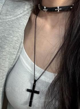y2k复古辣妹暗黑十字架choker哥特朋克风叠戴项链小众设计感项圈