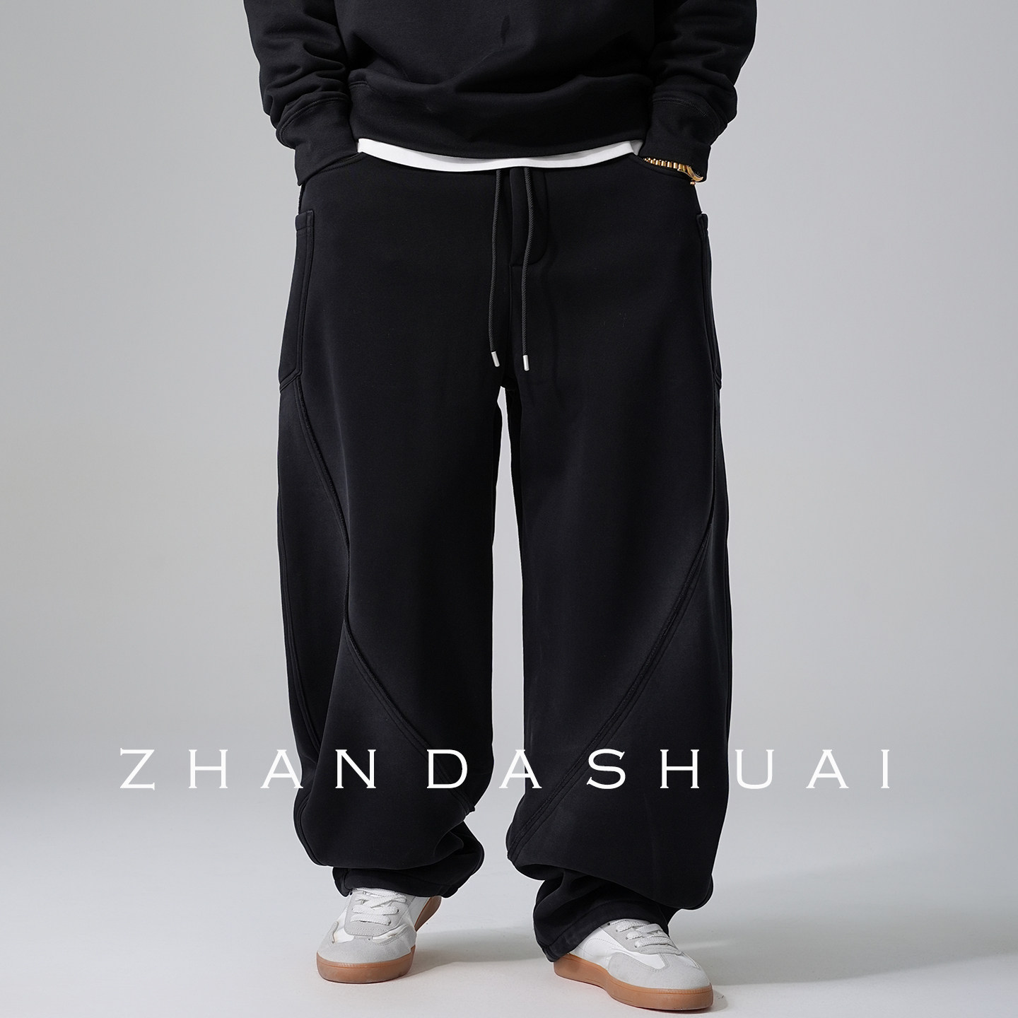 占大帅 冬季美式重磅拼接加绒卫裤男直筒宽松抽绳阔腿弯刀裤子潮 - 图2