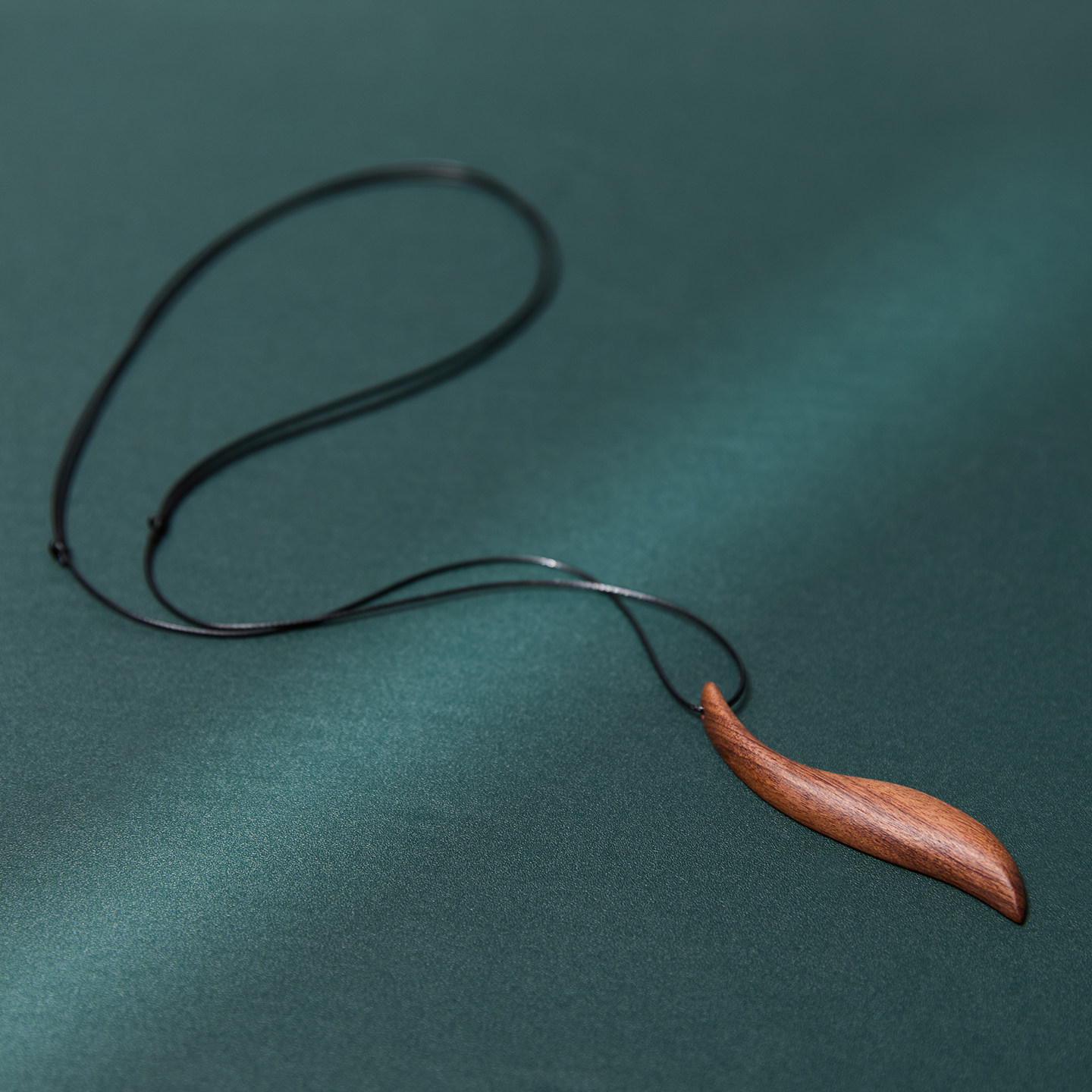 【木语】平安顺遂复古文艺风配饰品檀木吊坠女棉麻木质项链毛衣链,淘宝优惠券,粉丝福利购,淘宝优惠卷