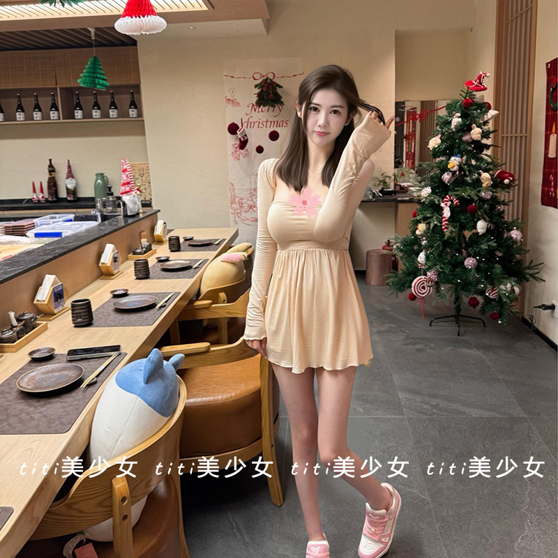 【TiTi美少女】纯欲风性感杏色裙摆抹胸背心+开衫女两件套套装,淘宝优惠券,粉丝福利购,淘宝优惠卷