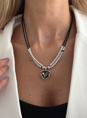 欧美跨境饰品 轻奢风时尚几何镶钻吊坠项链 简约圆珠皮蜡线锁骨链