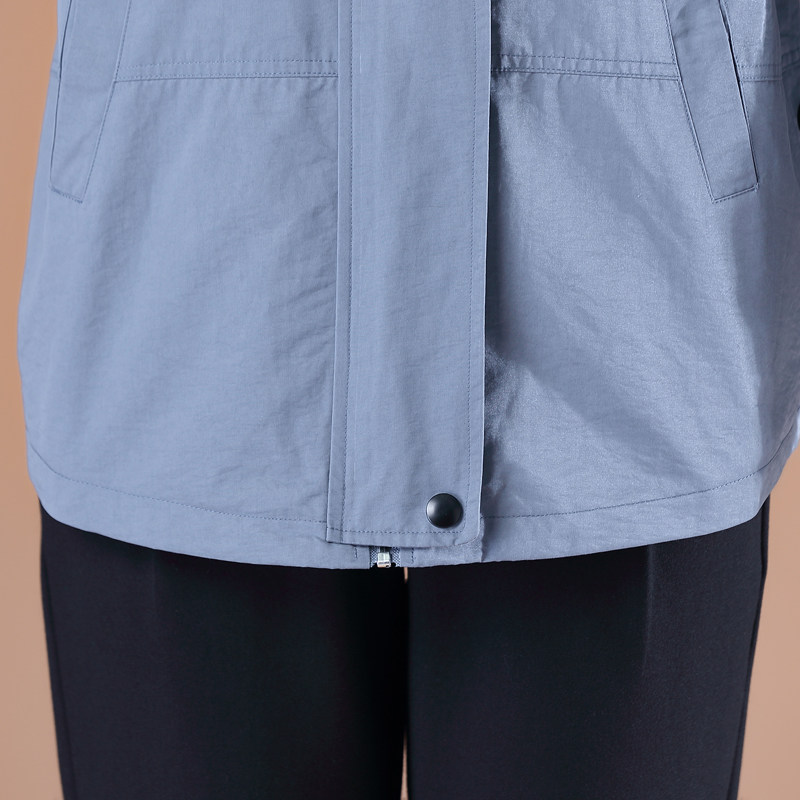 妈妈秋装中老年女装显洋气春秋风衣 恋宇服饰中老年女装