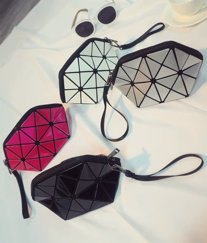 Маленькая косметичка, сумка через плечо, хваталка, маленькая сумка клатч, сумка с петлей на руку, коллекция 2022, в корейском стиле, новая коллекция