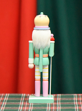 新品上架25CM欧式胡桃夹子黄帽绿身家具桌面摆放送礼圣诞节氛围感