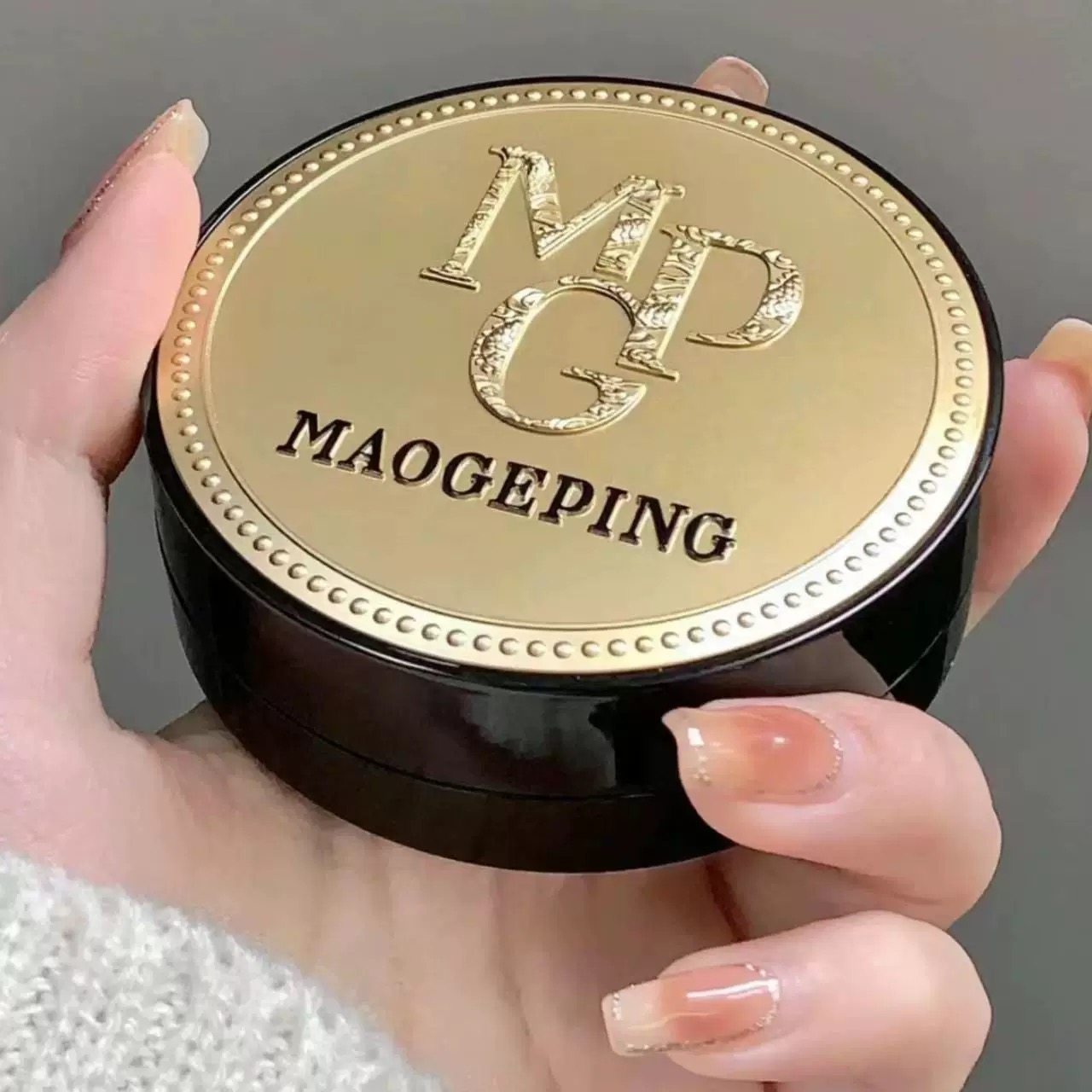 上新！毛戈平奢华鱼子酱无瑕气垫粉底液 遮瑕滋润服帖修饰肤色,淘宝优惠券,粉丝福利购,淘宝优惠卷